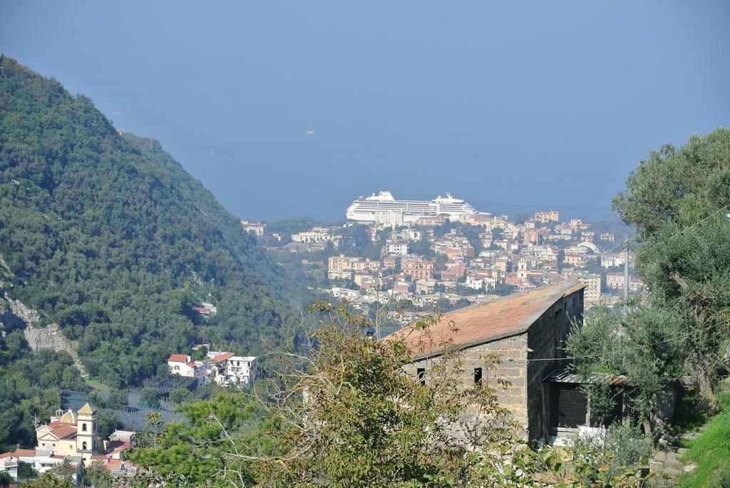Casa Vacanze Villa San Francesco Sant'Angelo  Esterno foto